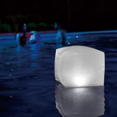 �Υ٥�ƥ������ʤǿ͵��Ρ֥ե����ǥ��󥰣̣ţĥ��塼�֡�