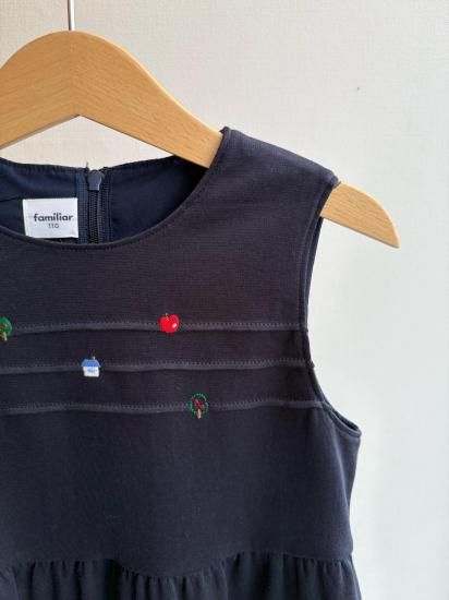familiar ファミリア ネイビー おりんごと木の刺繍 ジャンパー