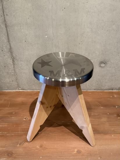 M&M CUSTOM PERFORMANCE 'STOOL'スツール 三つ脚 チェア 椅子