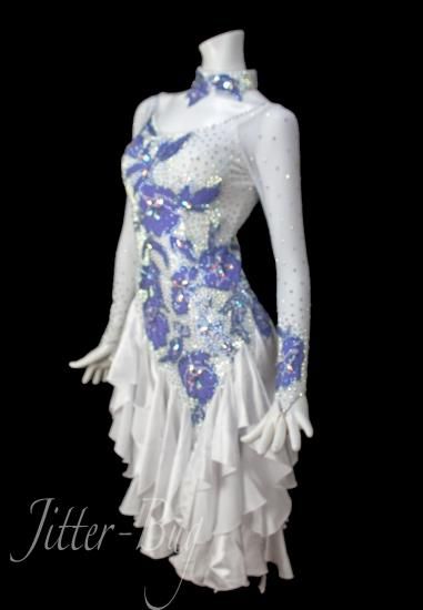 【社交ダンス衣装】シルバー ラテン ドレス 銀 キャミソール 装飾 飾り 派手 社交ダンス衣装】シルバー ラテン ドレス 銀 キャミソール 装飾