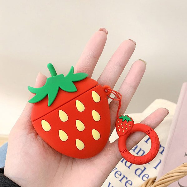 可愛い苺型のエアポッツケース(ミニイチゴフック付き)　第3世代用　１個