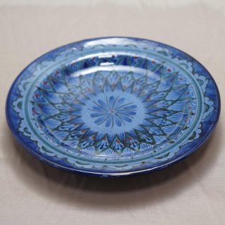 ウズベキスタン　リシタンの陶器　皿ブルー17.5ｃｍ