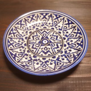 ウズベキスタン　リシタンの陶器　皿　青・白　15.2ｃｍ　2