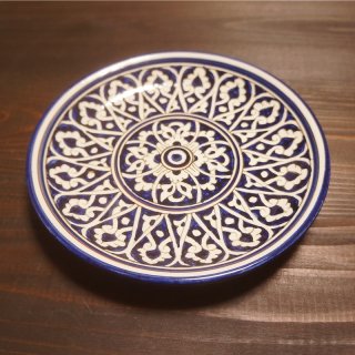 ウズベキスタン　リシタンの陶器　皿　青・白　15.2ｃｍ　3