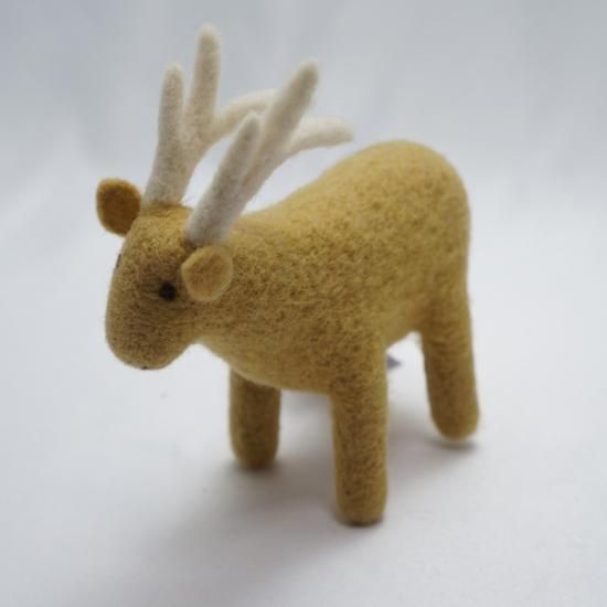 キルギスタン フェルトアニマル 鹿