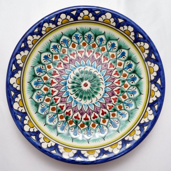 ウズベキスタン リシタンの陶器 皿 植物模様 15ｃｍ ７