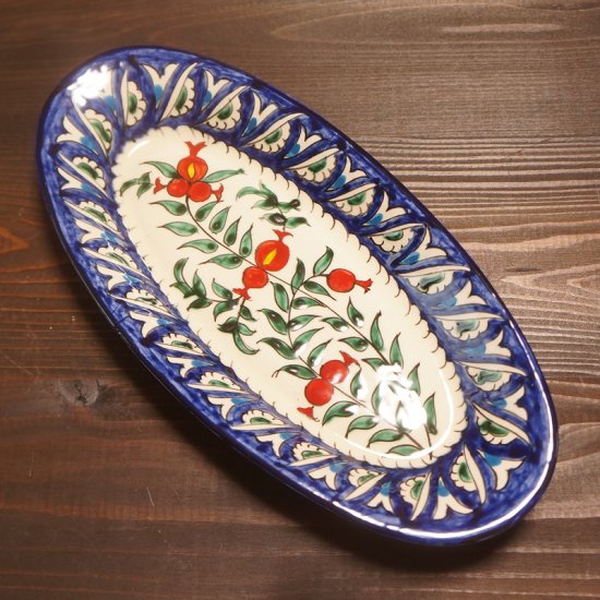 ウズベキスタン リシタンの陶器 ザクロ皿 オーバル１１