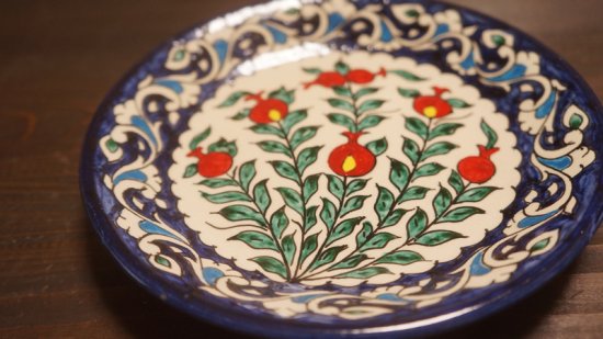 ウズベキスタン リシタンの陶器 皿 青・白 15ｃｍ ２