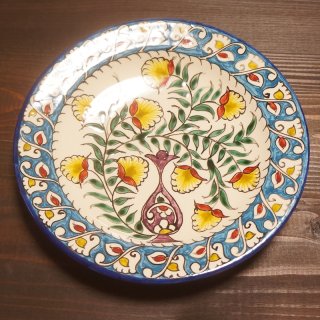 ウズベキスタン　リシタンの陶器　皿　花模様　17.5ｃｍ　4