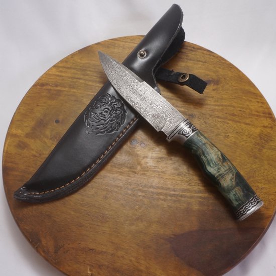 ウズベキスタン チュストのナイフ ダマスカスナイフ(柄：天然木