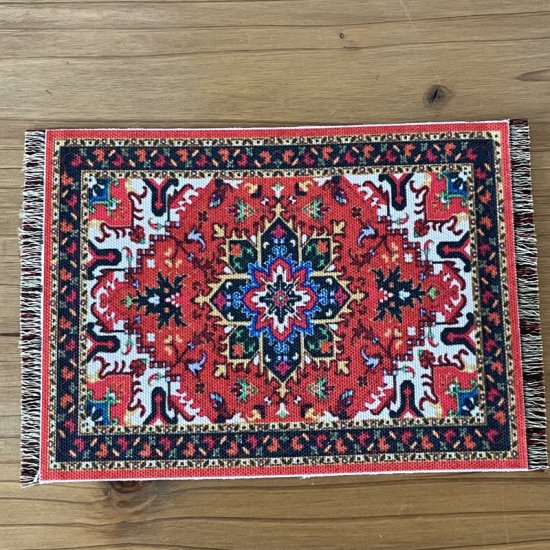 アルメニア 絨毯模様の敷物１
