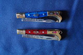 ウイグル人の伝統装飾ナイフ！インギサルナイフ(柄：真鍮、合成樹脂)