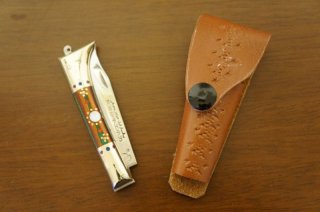 ウイグル人の伝統装飾ナイフ (折りたたみ式、柄：天然木)