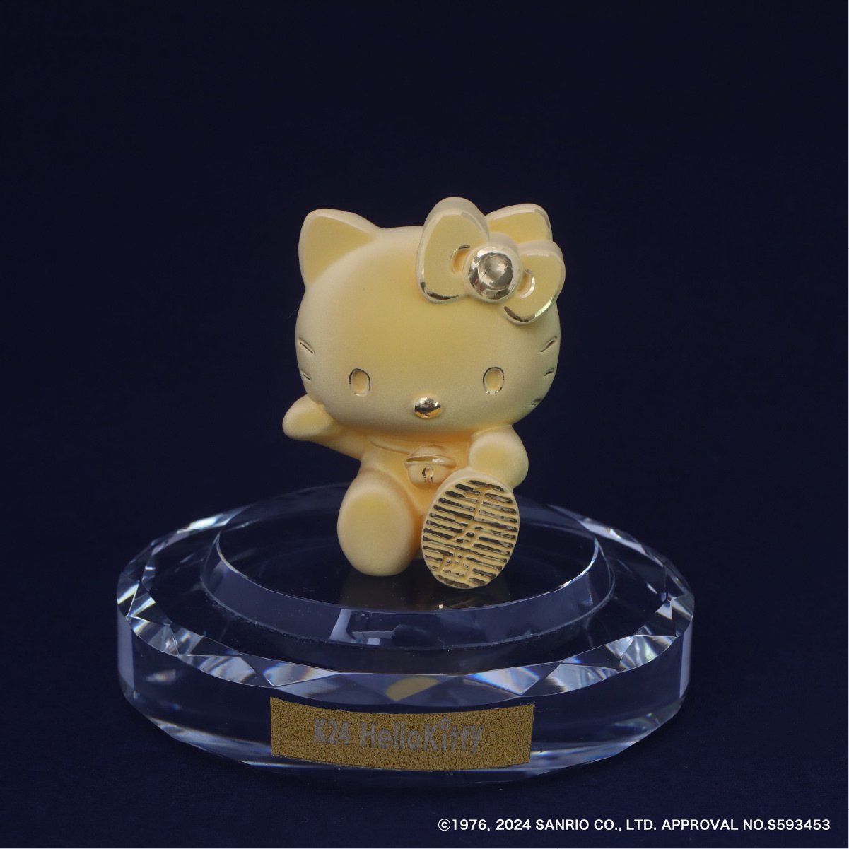 HELLO KITTY GOLD FIGURE ハローキティ 純金製フィギュア - ビジュ コンシェルジュ |  キャラクターコラボ、高品質ハンドメイドアクセサリーを販売