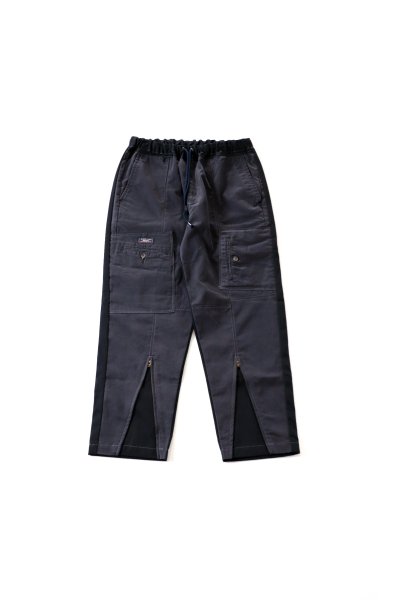 <img class='new_mark_img1' src='https://img.shop-pro.jp/img/new/icons21.gif' style='border:none;display:inline;margin:0px;padding:0px;width:auto;' />REMAKE ZIP CARGO PANTS 1<br>(NAVY)