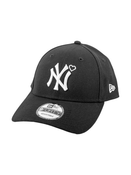 <img class='new_mark_img1' src='https://img.shop-pro.jp/img/new/icons14.gif' style='border:none;display:inline;margin:0px;padding:0px;width:auto;' />9 FORTY Yankees Heart Embroidery Cap<br>(BLACKWHITE)