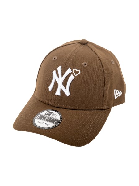 <img class='new_mark_img1' src='https://img.shop-pro.jp/img/new/icons14.gif' style='border:none;display:inline;margin:0px;padding:0px;width:auto;' />9 FORTY Yankees Heart Embroidery Cap<br>(BROWNWHITE)