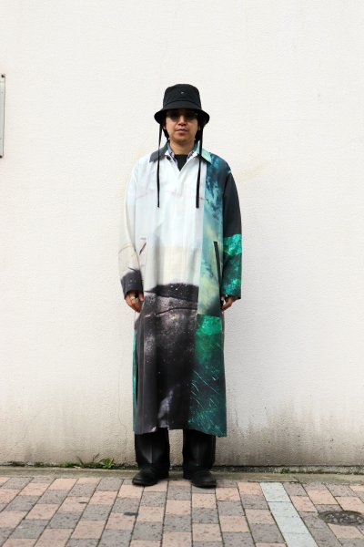 <img class='new_mark_img1' src='https://img.shop-pro.jp/img/new/icons14.gif' style='border:none;display:inline;margin:0px;padding:0px;width:auto;' />SUPER LONG COAT<br>(GREEN)