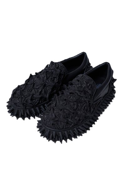 <img class='new_mark_img1' src='https://img.shop-pro.jp/img/new/icons14.gif' style='border:none;display:inline;margin:0px;padding:0px;width:auto;' />PORCUPINE SLIP ON SNEAKER <br>(BLACK)