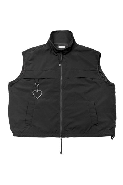 <img class='new_mark_img1' src='https://img.shop-pro.jp/img/new/icons14.gif' style='border:none;display:inline;margin:0px;padding:0px;width:auto;' />Limonta Nylon Vest<br>with Heart Key Ring