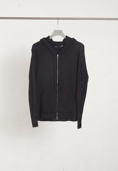 <img class='new_mark_img1' src='https://img.shop-pro.jp/img/new/icons14.gif' style='border:none;display:inline;margin:0px;padding:0px;width:auto;' />CUT OUT RIBBED ZIP-UP HOODIE<br>(BLACK)
