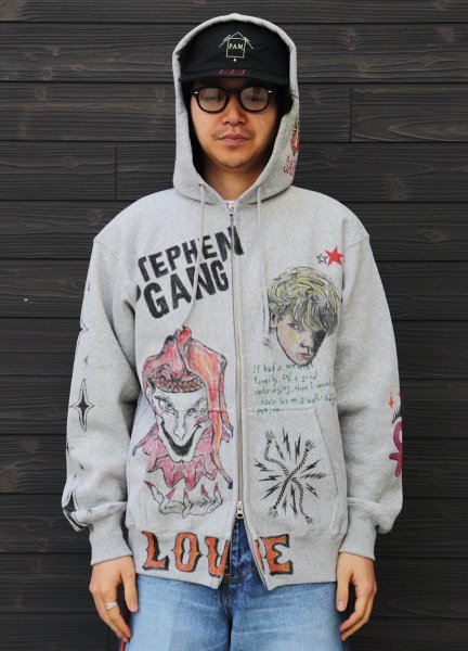 <img class='new_mark_img1' src='https://img.shop-pro.jp/img/new/icons14.gif' style='border:none;display:inline;margin:0px;padding:0px;width:auto;' />HAND PAINTED HOODIE(phenix)