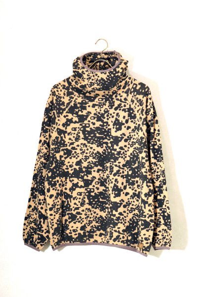 <img class='new_mark_img1' src='https://img.shop-pro.jp/img/new/icons14.gif' style='border:none;display:inline;margin:0px;padding:0px;width:auto;' />Hoodie Camo (Coyote)