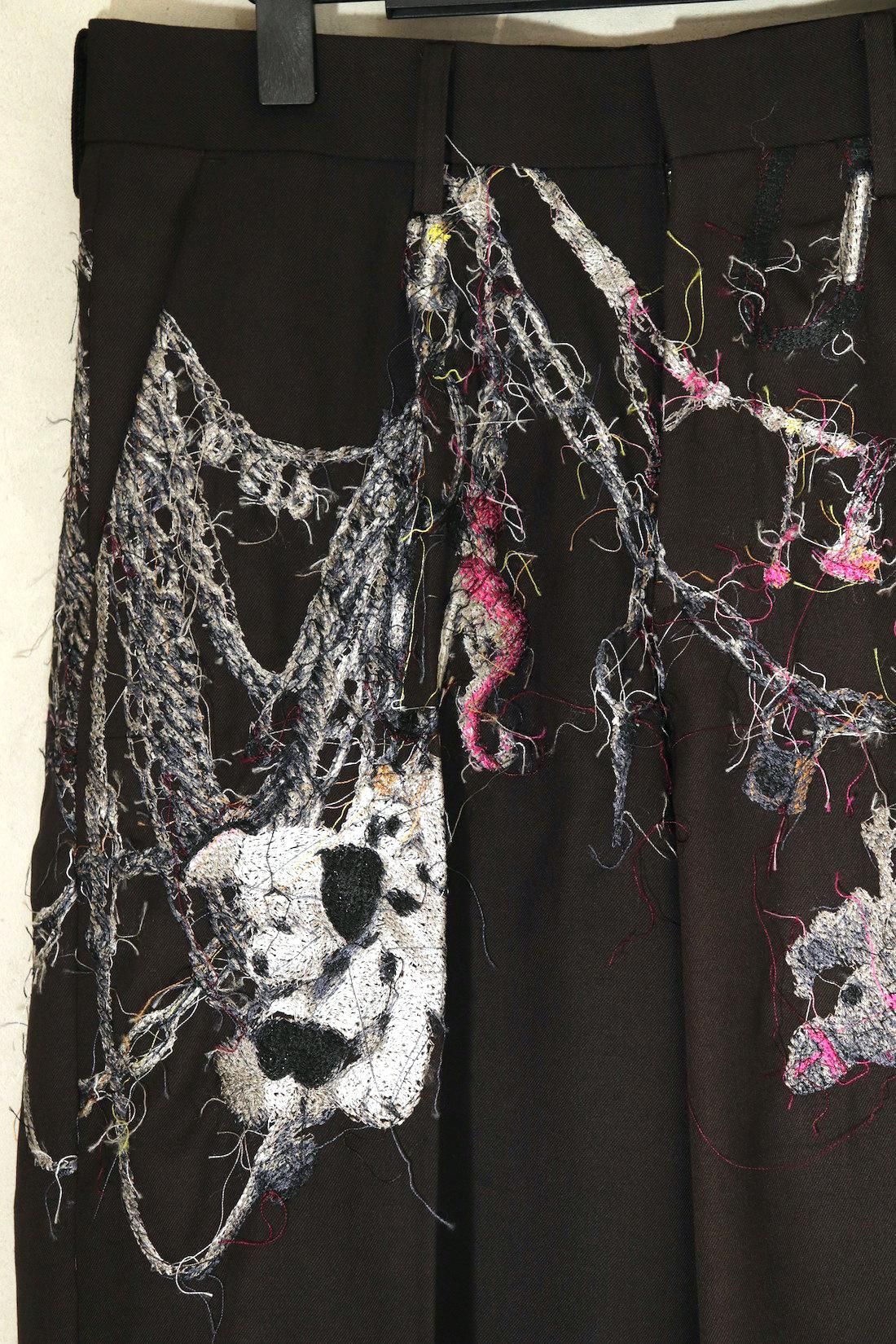 doublet 刺繍入り黒パンツ doublet 刺繍入り黒パンツ