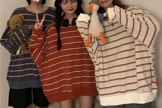 韓国スタイル 長袖 ロンT ホワイト 白 ロゴTシャツ ボーダー 韓国スタイル 長袖 ロンT ホワイト 白 ロゴTシャツ ボーダー