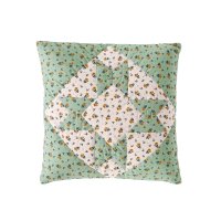 PROJEKTITYYNY◇ Leinikki patchwork cushion, pistachio, cover only