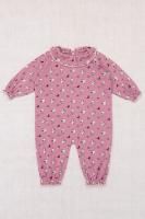 <img class='new_mark_img1' src='https://img.shop-pro.jp/img/new/icons14.gif' style='border:none;display:inline;margin:0px;padding:0px;width:auto;' />Misha and Puff Baby Pierrot Onesie Antique Rose Cat & Mouse