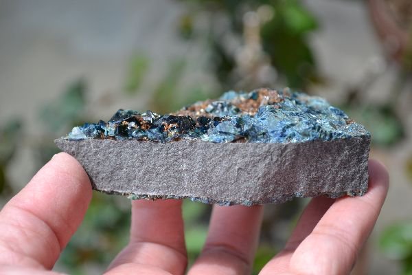 大人気の toraneko 鉱物標本ラズライト（天藍石） スモール 