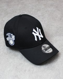 New Era 9Forty New York Yankees Side Patch Strapback Cap - Black