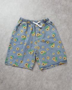 Copping Zone Sunflower Printed Denim Shorts