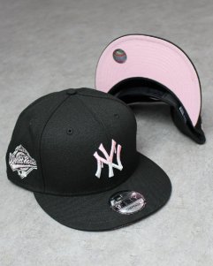 New Era 9Fifty New York Yankees Pink Drip Logo Snapback Cap - Black/Pink