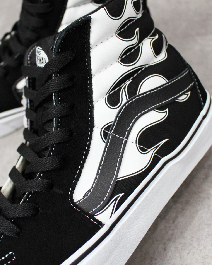 Vans Sk8-Hi Flame Suede - Black/White