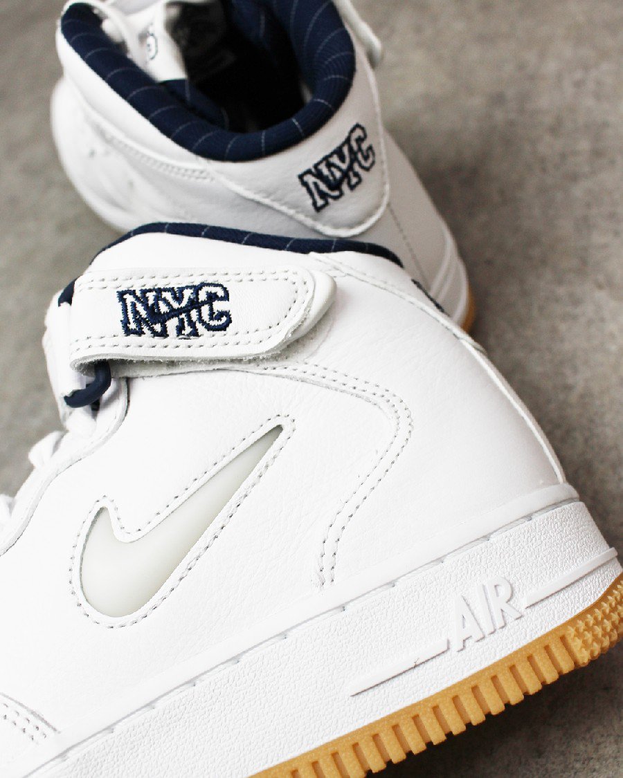 Nike Air Force 1 Mid NYC "White"