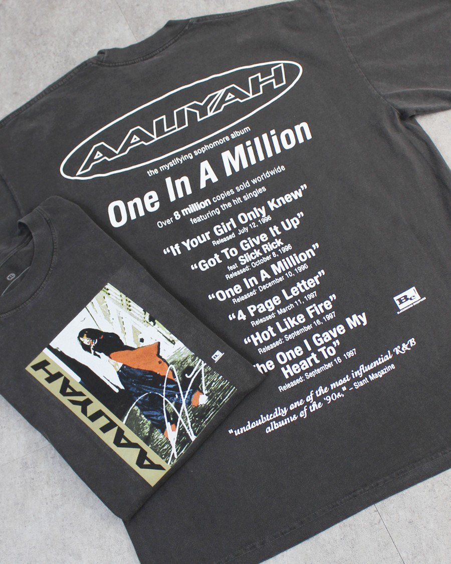 Aaliyah One In A Million Photo T-Shirt - Black Wash