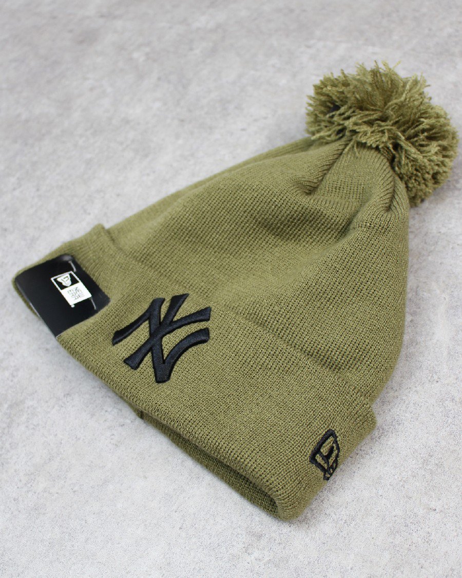 New Era New York Yankees Pom Pon Knit Beanie - Olive