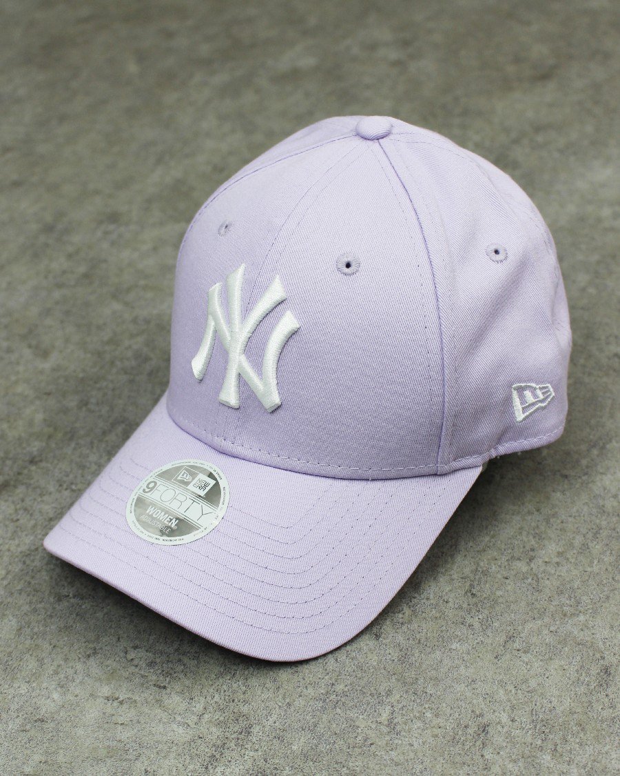 New Era New York Yankees 9Forty Strapback Cap Lilac - Women's