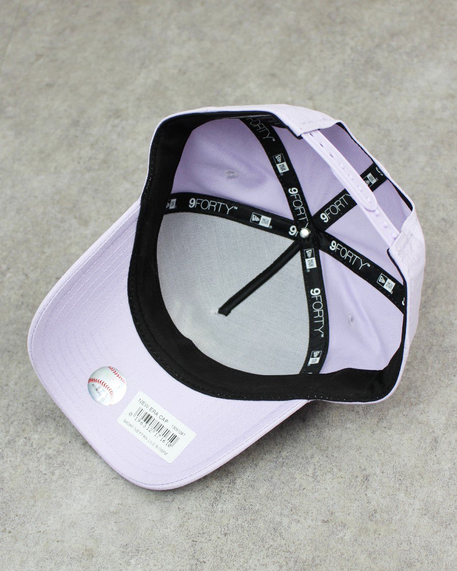 New Era New York Yankees 9Forty A-Frame Snapback Cap - Lilac