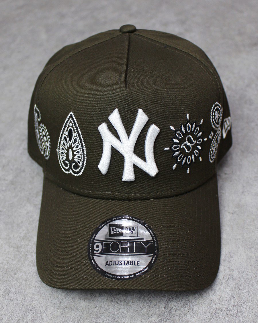 New Era New York Yankees 9Forty A-Frame Paisley Snapback Cap - Brown