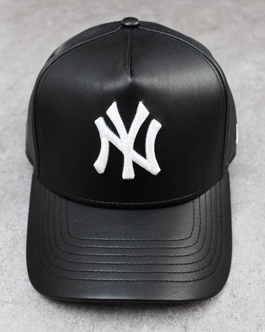 New Era New York Yankees 9Forty K-Frame PU Leather Cap - Black
