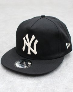 New Era New York Yankees Chain Stitch The Golfer Snapback Cap - Black