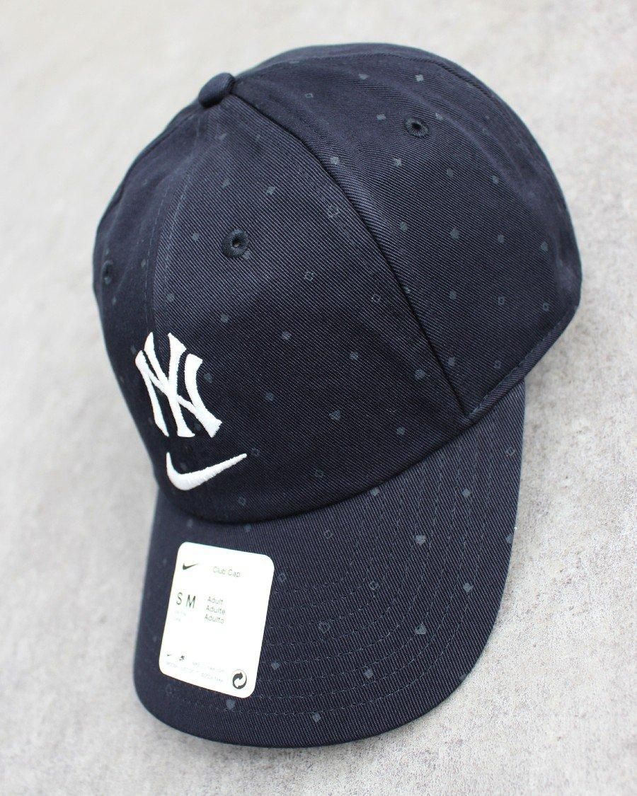 海外限定モデル】 Nike New York Yankees Cooperstown