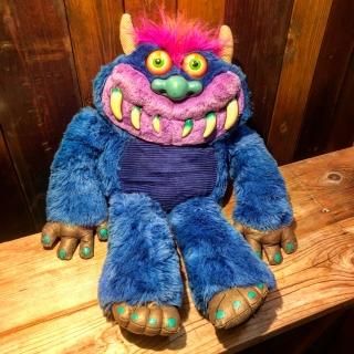 MY PET MONSTER - TOYS & JUNKS HAKIDAME