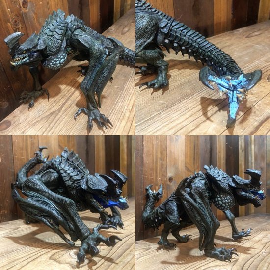 Neca Pacific Rim Otachi / パシフィックリム - TOYS & JUNKS HAKIDAME