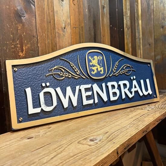 Löwenbräu Plastic Sign / レーベンブロイ 看板 - TOYS & JUNKS
