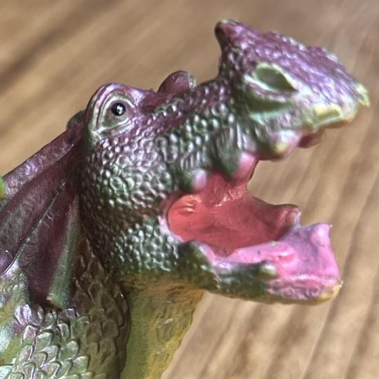 2005 Dragon PVC Toy (1) / ドラゴン モンスター - TOYS & JUNKS HAKIDAME