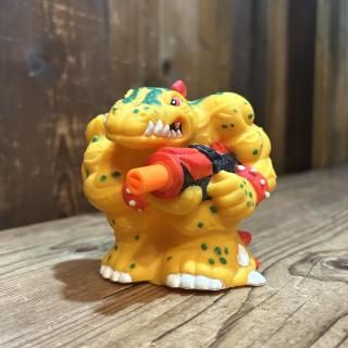 TOYS & JUNKS HAKIDAME
